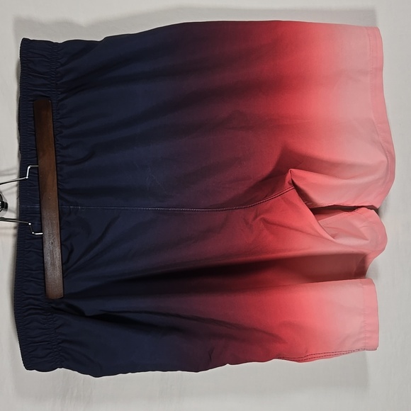 Hollister California Ombre Swim Trunks Size Large - Picture 3 of 4